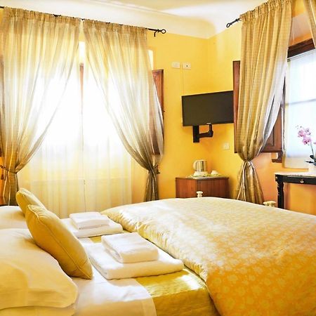 Готель Sani Tourist House Флоренція Екстер'єр фото