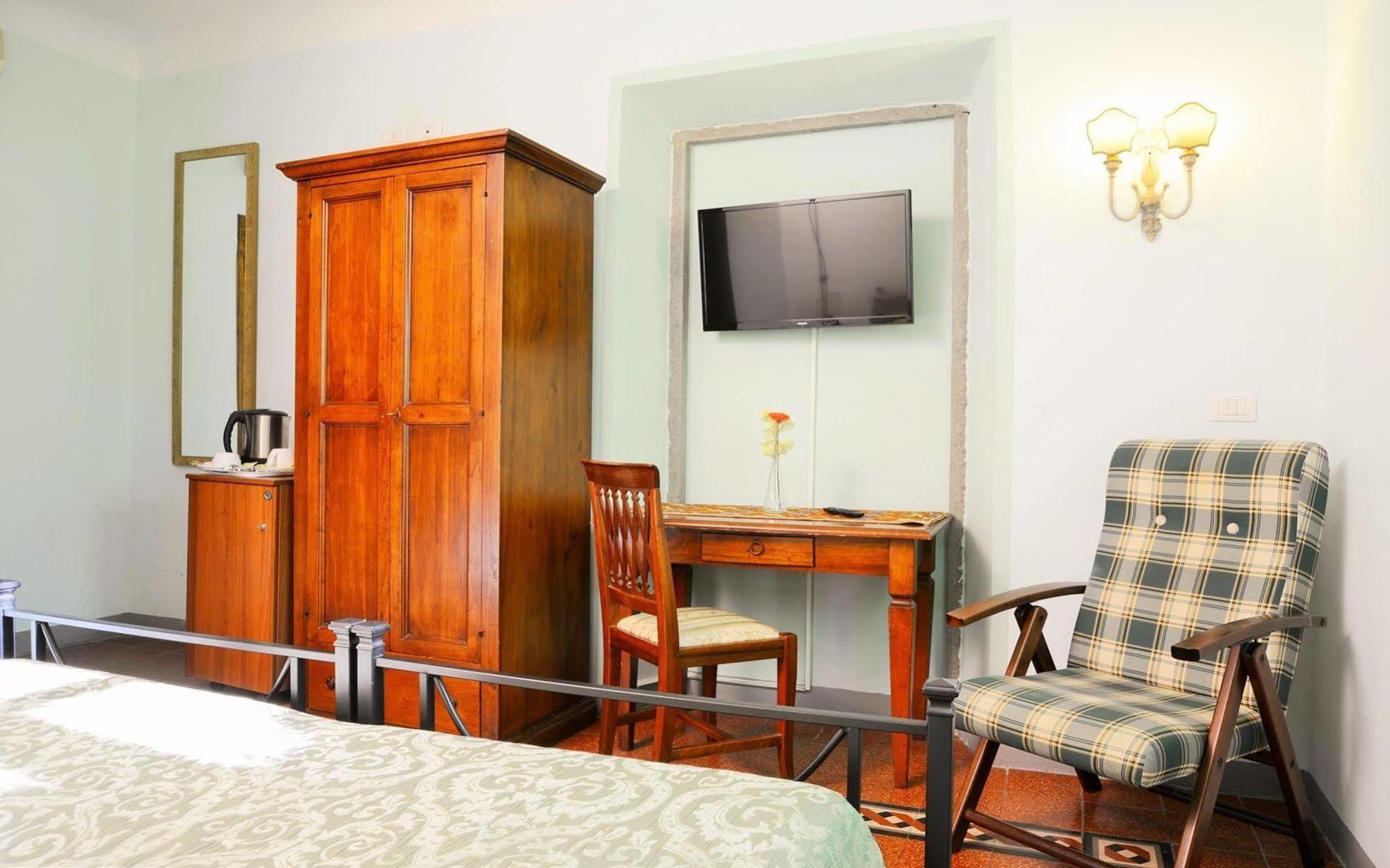 Готель Sani Tourist House Флоренція Екстер'єр фото